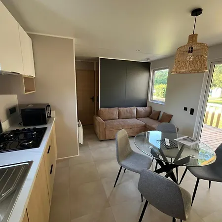 Kemping Mobil Premium